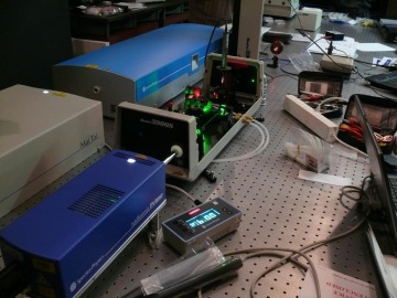 Naše lasery pomáhají při vývoji nového typu paměti